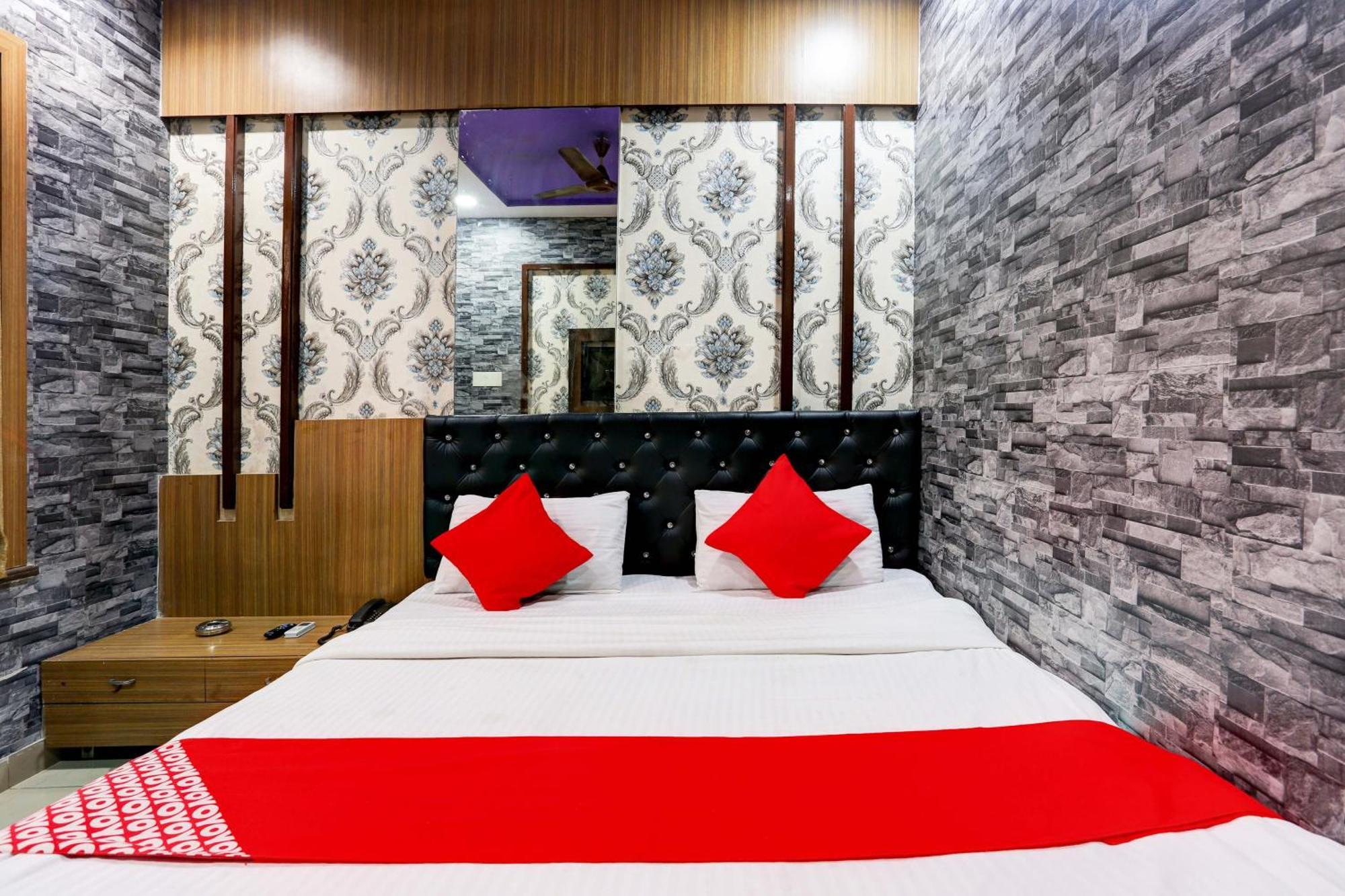 Super Hotel O Yatri Yadgar Navi Mumbai Eksteriør bilde
